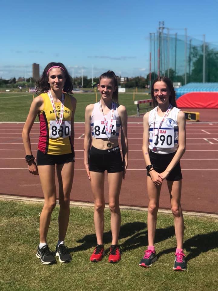 SEAA 3000m Title for Ellie